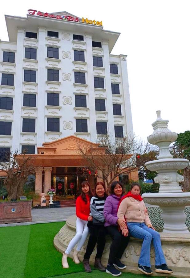 Thong Do Hotel Vinh Esterno foto