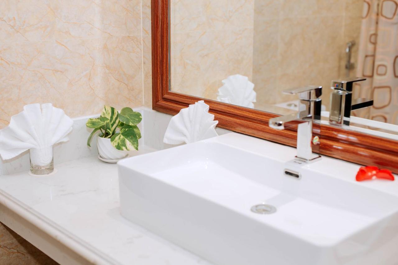 Thong Do Hotel Vinh Esterno foto