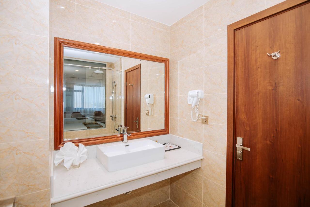 Thong Do Hotel Vinh Esterno foto